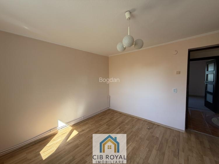 Casa 6 camere  Jud. Dâmbovița,Com. Corbii Mari,Satu Nou,Str. Troiței nr. 6, - 33