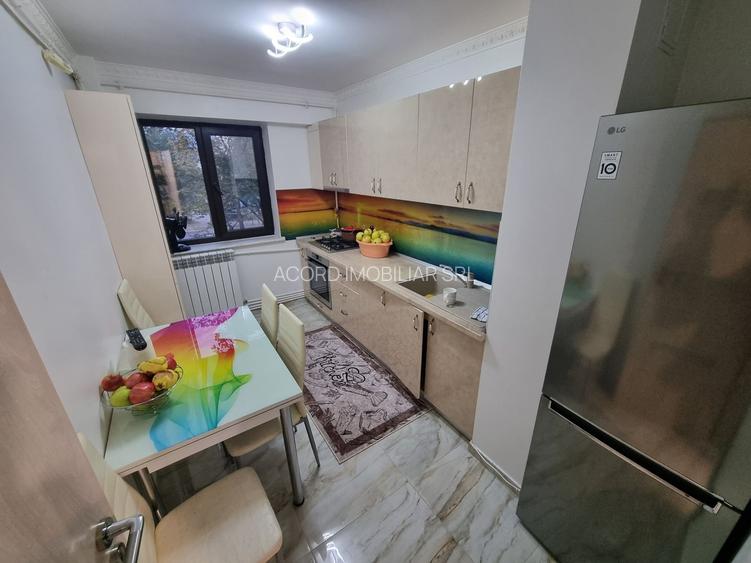 Apartament decomandat 3 camere, zona Tomis Nord - 6