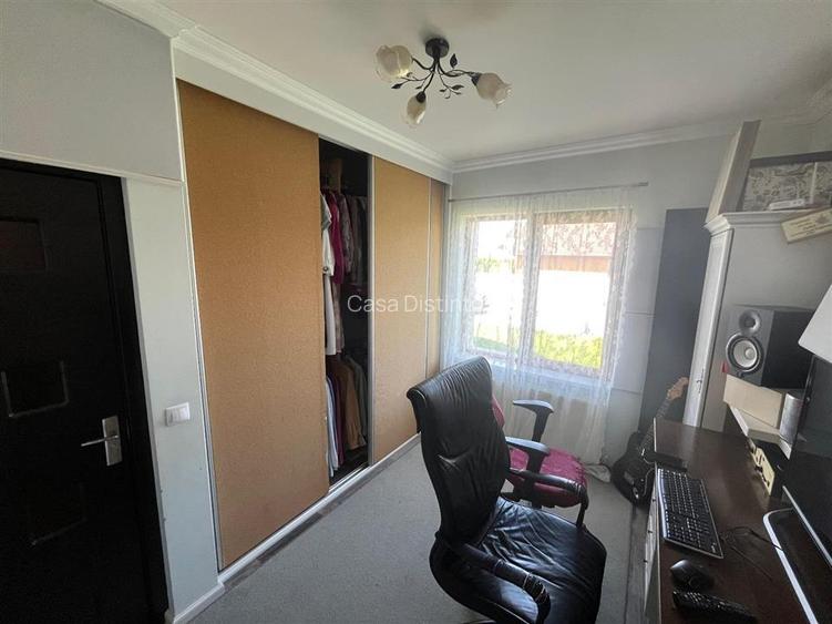 Casa P+M+T utilata si mobilata in Mocira, cartierul nou - 13