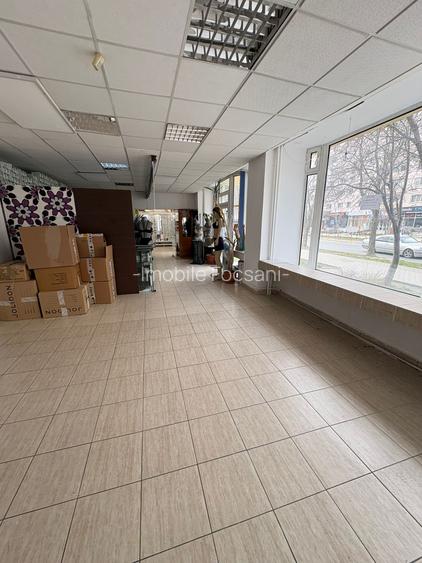 Spatiu comercial - ULTRACENTRAL  Focsani - 33 mp - 2