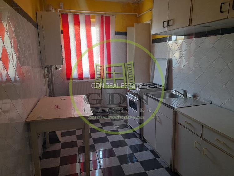 Apartament 2 camere de vanzare la parter B-ul Unirii    Fagaras jud. Brasov - 2