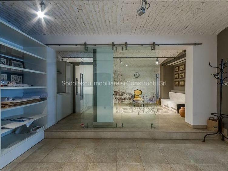 Spatiu pentru birouri in imobil renovat, situat in Piata Unirii - 6