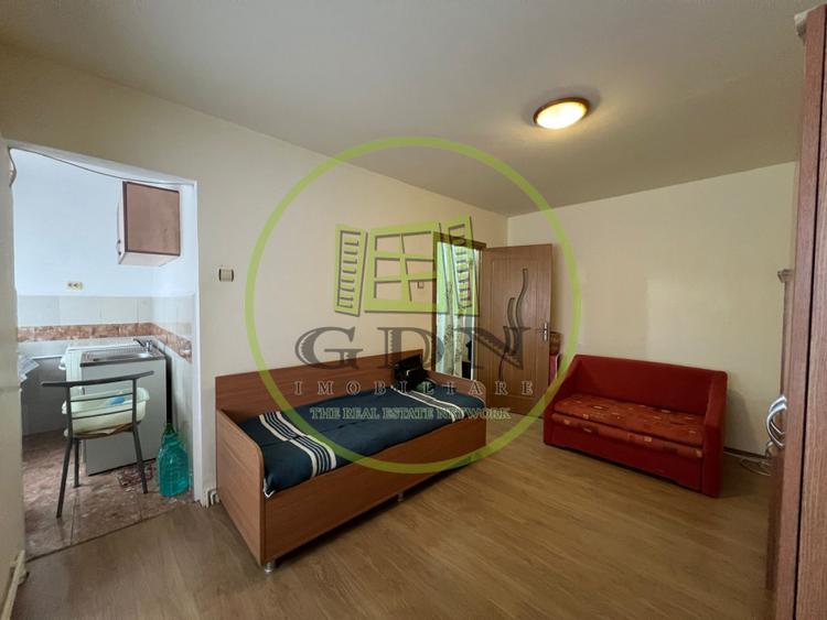 Garsoniera de inchiriat, aproape de parcul Sub Arini!