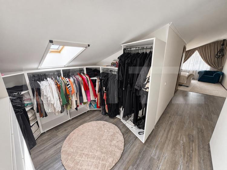 Apartament/Penthouse 4 camere, 140 mp, zona Florilor-Rasnov