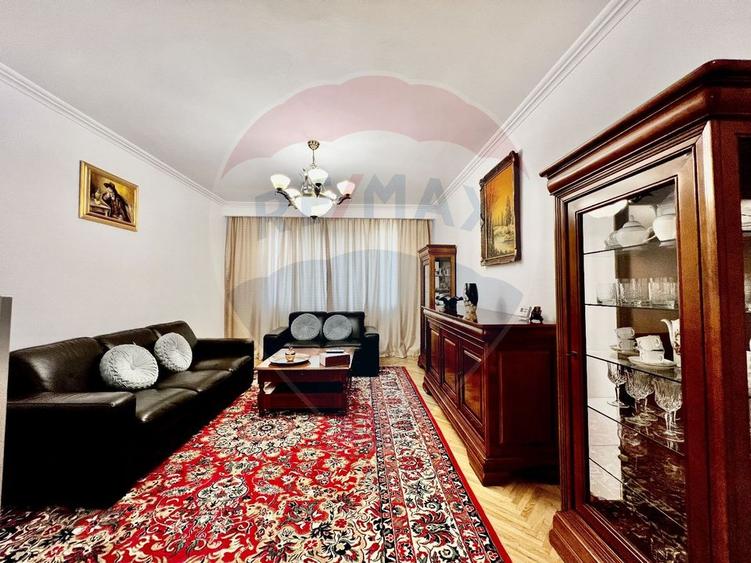 Apartament de închiriat Centrul Civic, mobilat si utilat