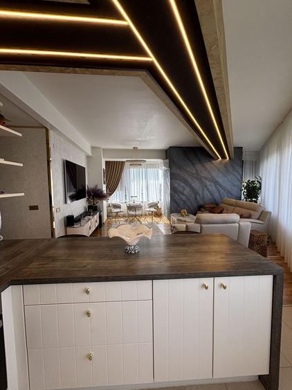 Apartament spectaculos 120 mp | Panorama către oraș | 2 Locuri Parcare