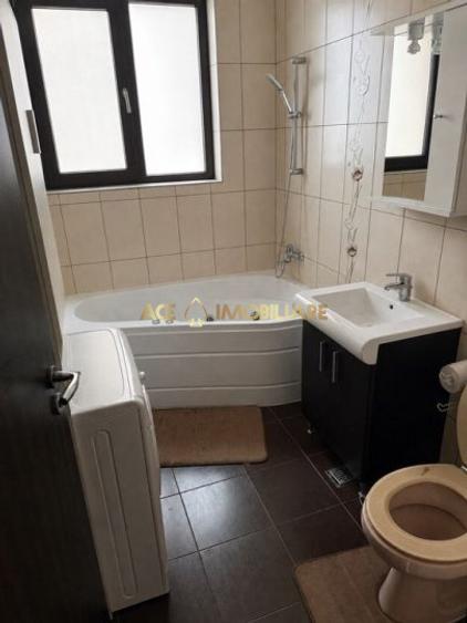 3 Camere de inchiriat | Apusului | Centrala | Pet-Friendly | Parcare