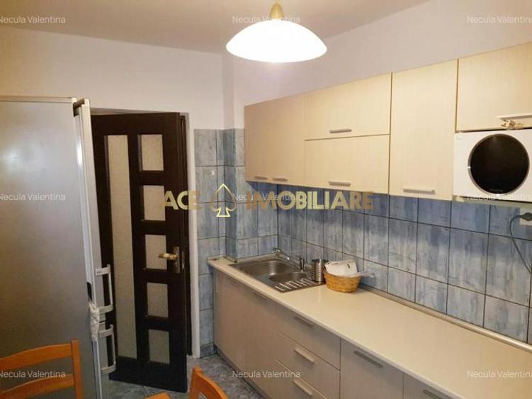 2 Camere de inchiriat | 1 Decembrie 1918 | Metrou | Mobilat | Utilat