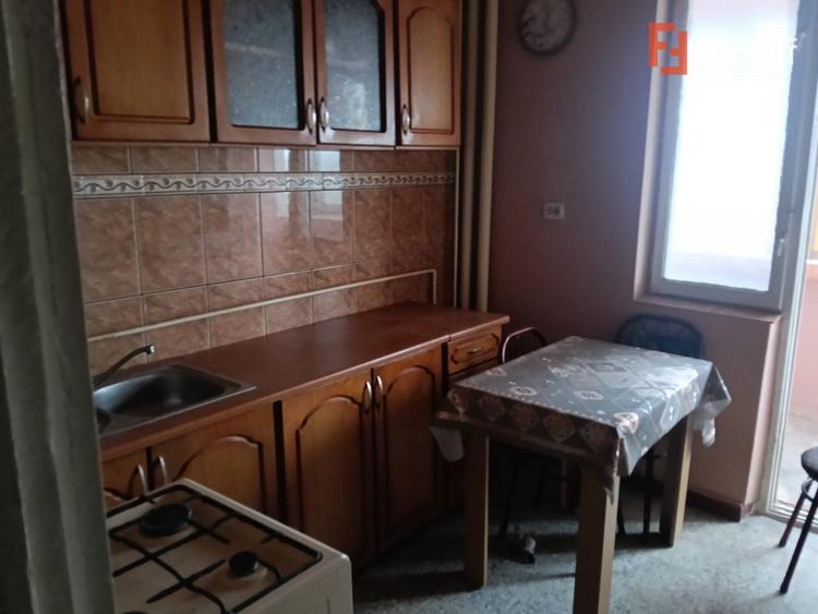 Apartament cu 3 camere de vanzare, zona Girocului
