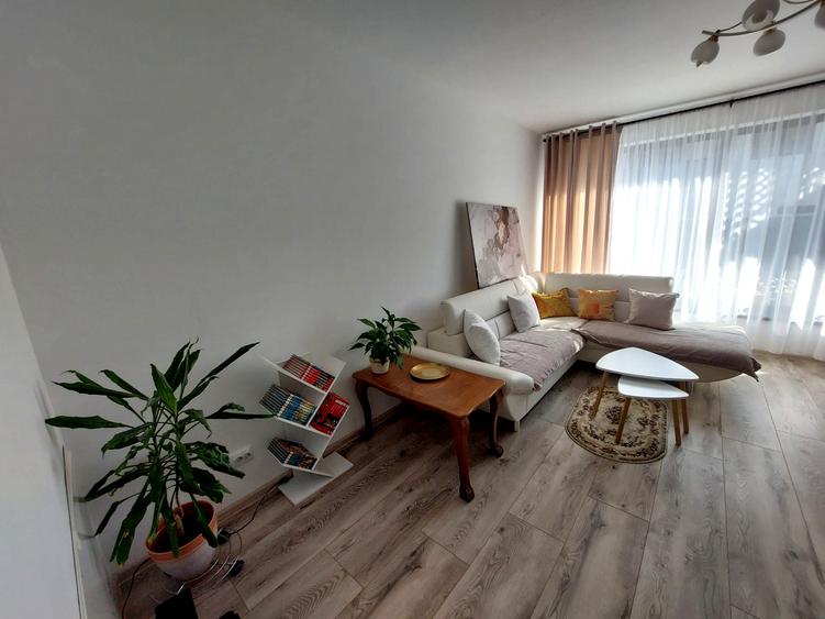 Casa 4 camere 2 bai de vanzare in Șelimbar