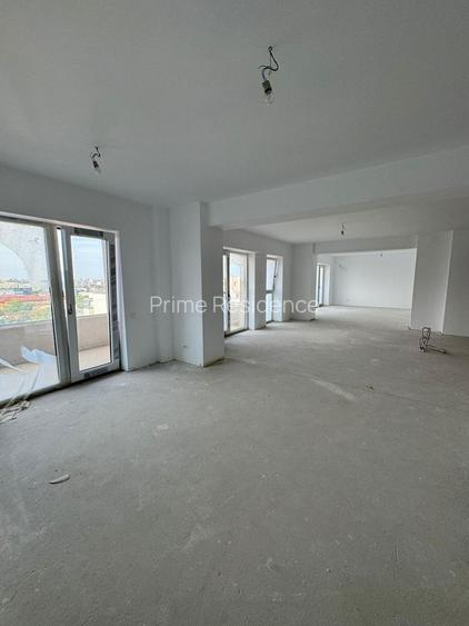 Duplex 5 camere 251 MP 8 Parcari Ștefan cel Mare - Parcul Circului - 5