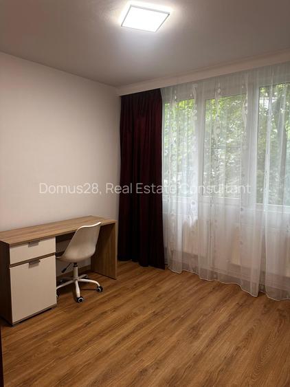 Apartament 3 camere decomandat, centrala proprie, loc de parcare - 17
