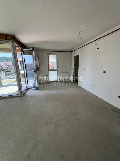 Apartament cu 3 camere de vânzare, semifinisat, în bloc nou, Unirii - 3