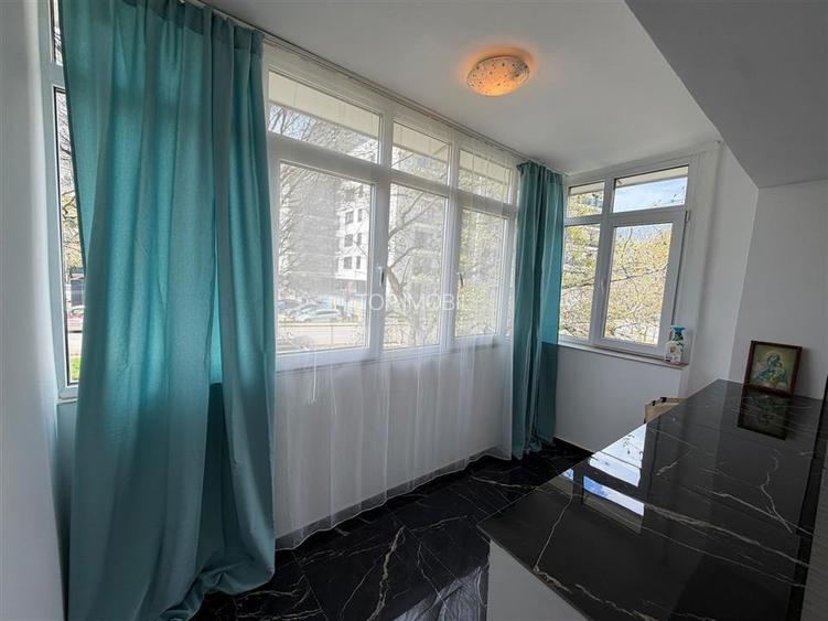 Apartament 2 camere, Podu Ros - Hotel International etaj 1 - 4