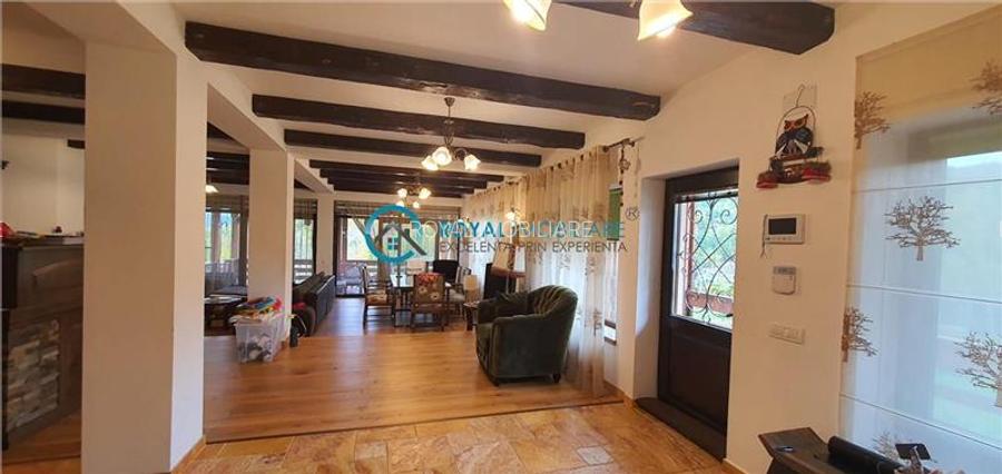 Royal Imobiliare -vanzare vila/ casa de vacanta zona CAMPINA - 26