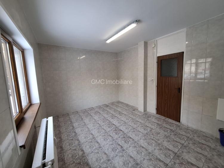 2 Camere Metrou Brâncoveanu - Erorii Revoluție L339 - 8