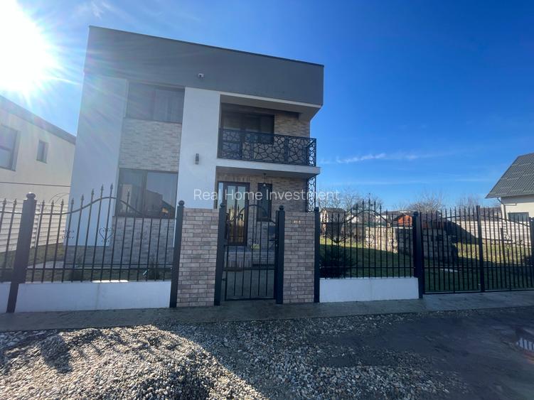 Casa/Vila complet mobilata si utilat- 4 camere/Com.Berceni - 6