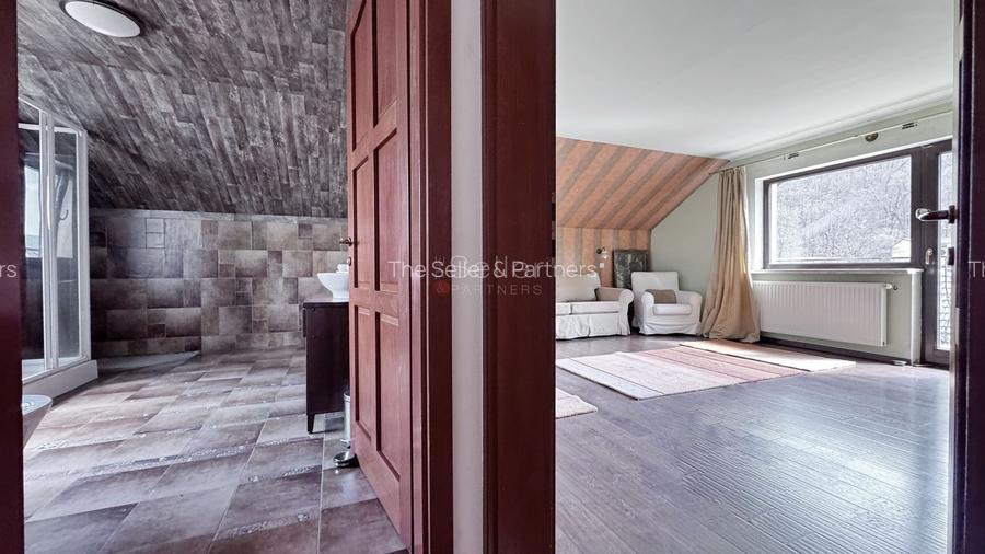 Proprietate cu suprafata generoasa | Zona AFI - 21