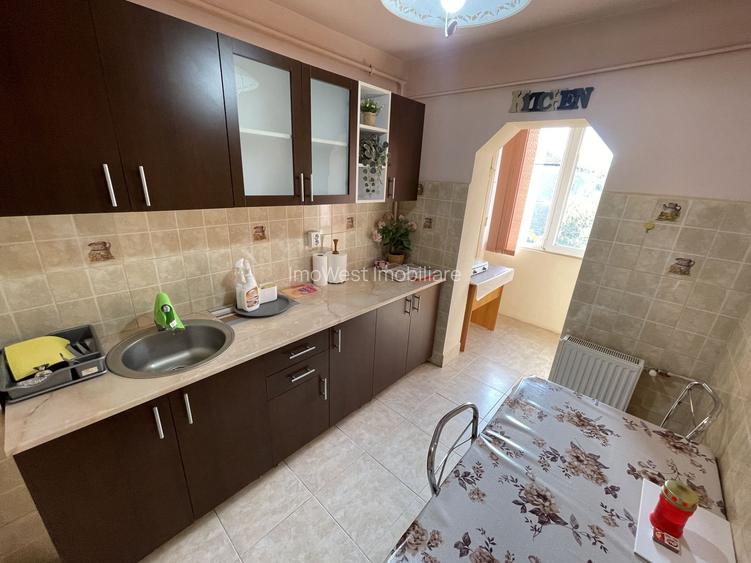 Lipovei | 3 camere | Decomandat | Mobilat-Utilat | Acoperiș - 6