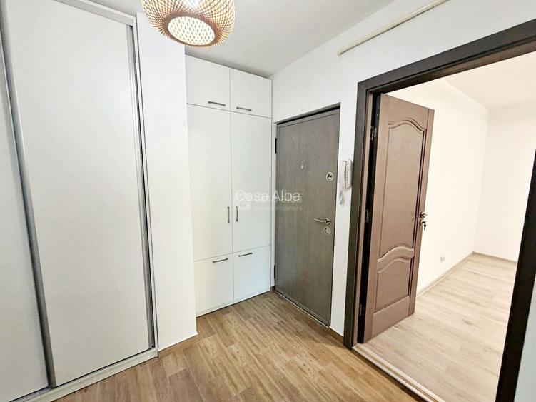 Nicolina - prima statie, 2 camere renovat complet, prima inchiriere - 11
