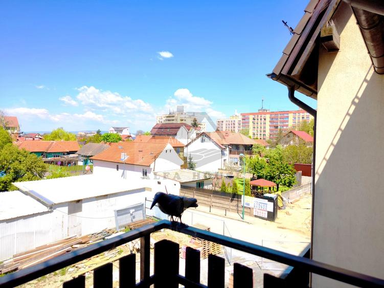 Apartament trei camere, 83 mp, vedere panoramică spre Tâmpa-Bartolomeu - 18