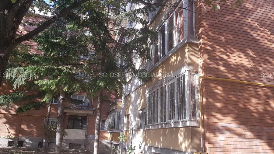 Apartament 2 camere separate  langa Facultatea de Medicina - 9