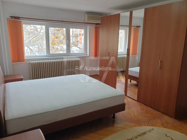 4 Camere Et.1/8 An 1997 Zona Unirii - Piata Sf. Vineri - 3