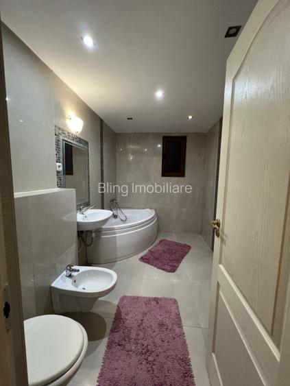 Apartament 3 Camere, 2 parcari ,3 balcoane, 68 mp, Zona Subcetate - 13