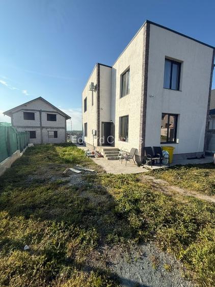 Casă individuală - 4 camere - finisată, utilată, semimobilată - 165 000 euro neg - 9