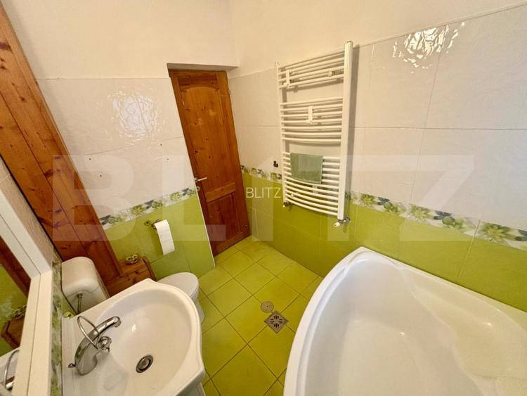 Apartament 3 camere 53 mp , 2 parcari, curte  - 13