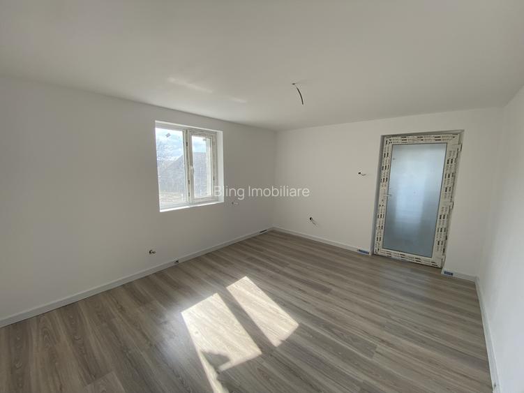 Casa finisata de vanzare , 1,5 km de Salicea - 5