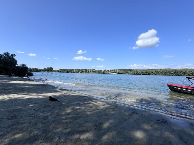 Hotel 20 camere Delta Dunarii 50 m deschidere teren 6000 mp acces auto - 23