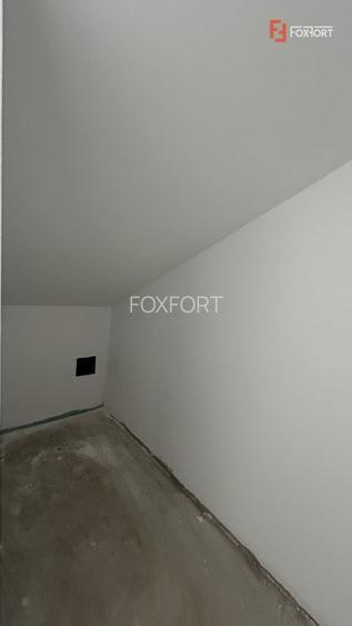 COMISION 0% Duplex cu 4 camere de vanzare in Sanandrei la asfalt - 14