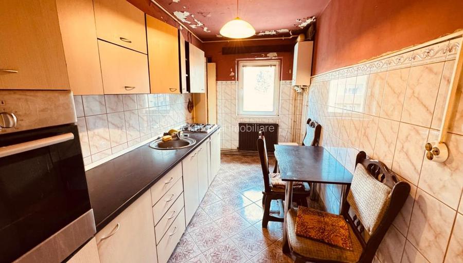 🏡 Apartament 2 camere decomandat  Astra, zona Carpaților ETAJ 1 - 5