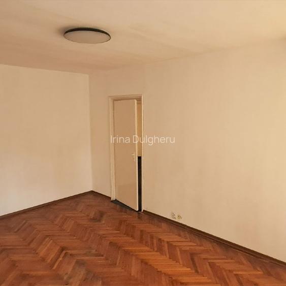 VÂNZARE  Apartament cu 2 camere   49,44 m² direct proprietar - 2
