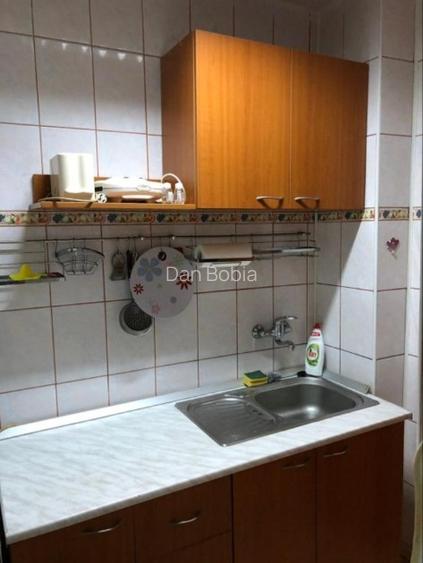 Garsoniera V-v Plaza Romania - 6