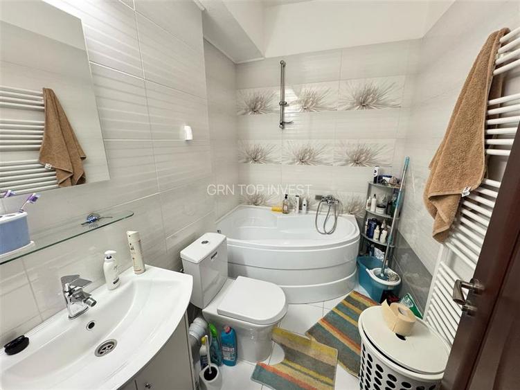 Apartament 2 camere decomandat balcon si parcare Bld Mihai Viteazul - 7