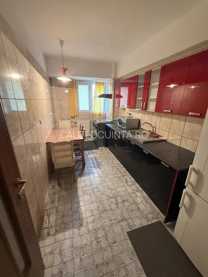 Apartament 4 camere / 1 minut Metrou / Renovat / Prima Inchiriere /  - 3
