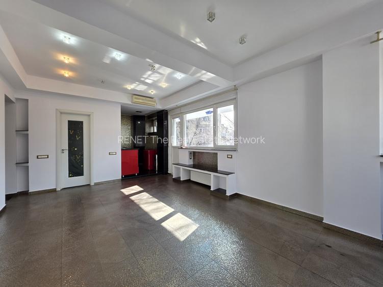 Studio nedecomandat, 40 mp, etaj 2, Bulevardul Carol I - 21