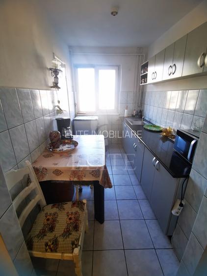 Apartament 4 camere în zona NEGOIU - 8