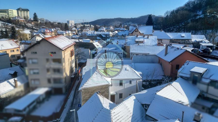 CASA INDIVIDUALA- DEALUL CETATII BRASOV - 38