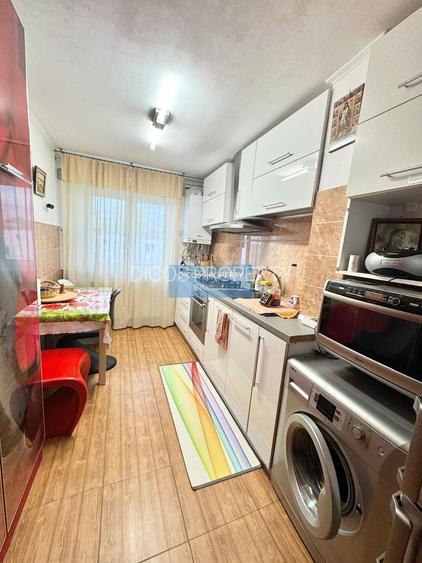 Apartament 3 camere, 64 mp, Nicolae Titulescu, etaj 4 - 7