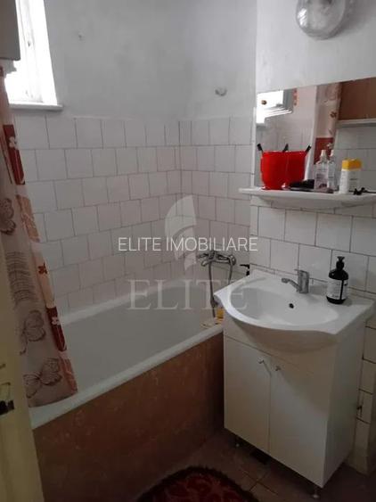 Apartament 4 camere în zona COLINA - 5