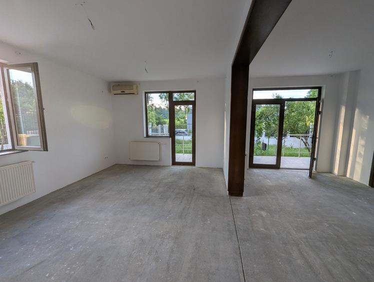Direct Proprietar: Vila solida si generoasa langa Padurea Mogosoaia