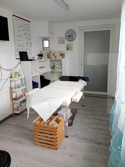 Casa cu 6 camere, 205 mp, teren 502 mp, Chichiș
