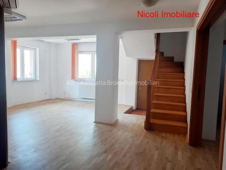 Duplex zona Stefan cel Mare - 11