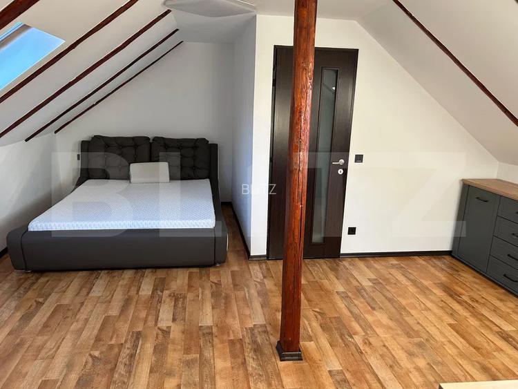 Apartament 3 camere tip mansardă, 69 mp, Curte comună + Parcare, zona Tuerches - 3