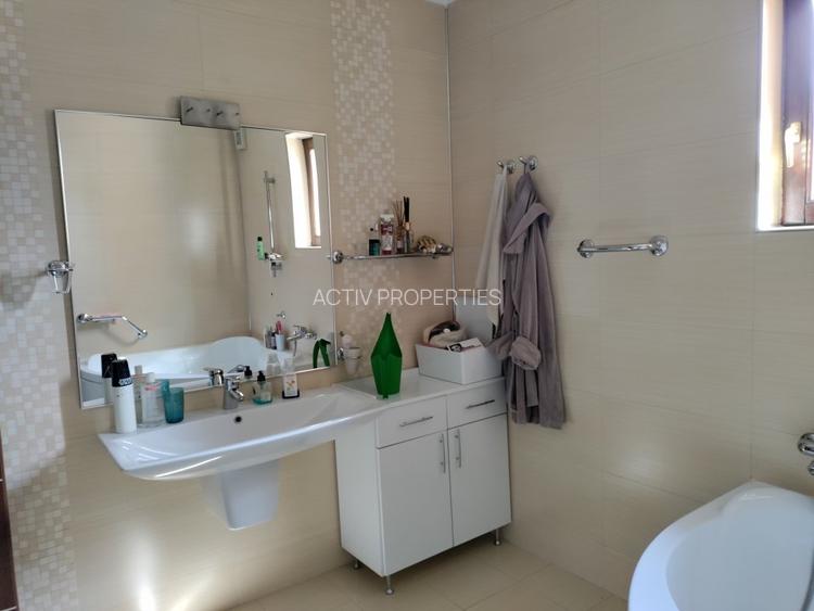 Parc Bazilescu,S+P+1+Pod ,constr 2007,Sutila 340mp, 6 cam, 5 bai, garaj 2 masini - 8