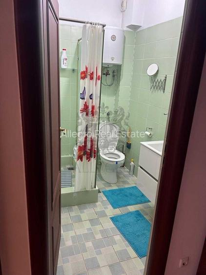 4 Camere + 2 Camere | Etaj 1 / 2 | 2008 - 4