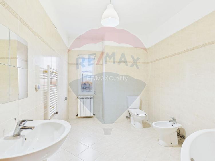 Apartament spatios 3 camere, locuinta sau birou - 9